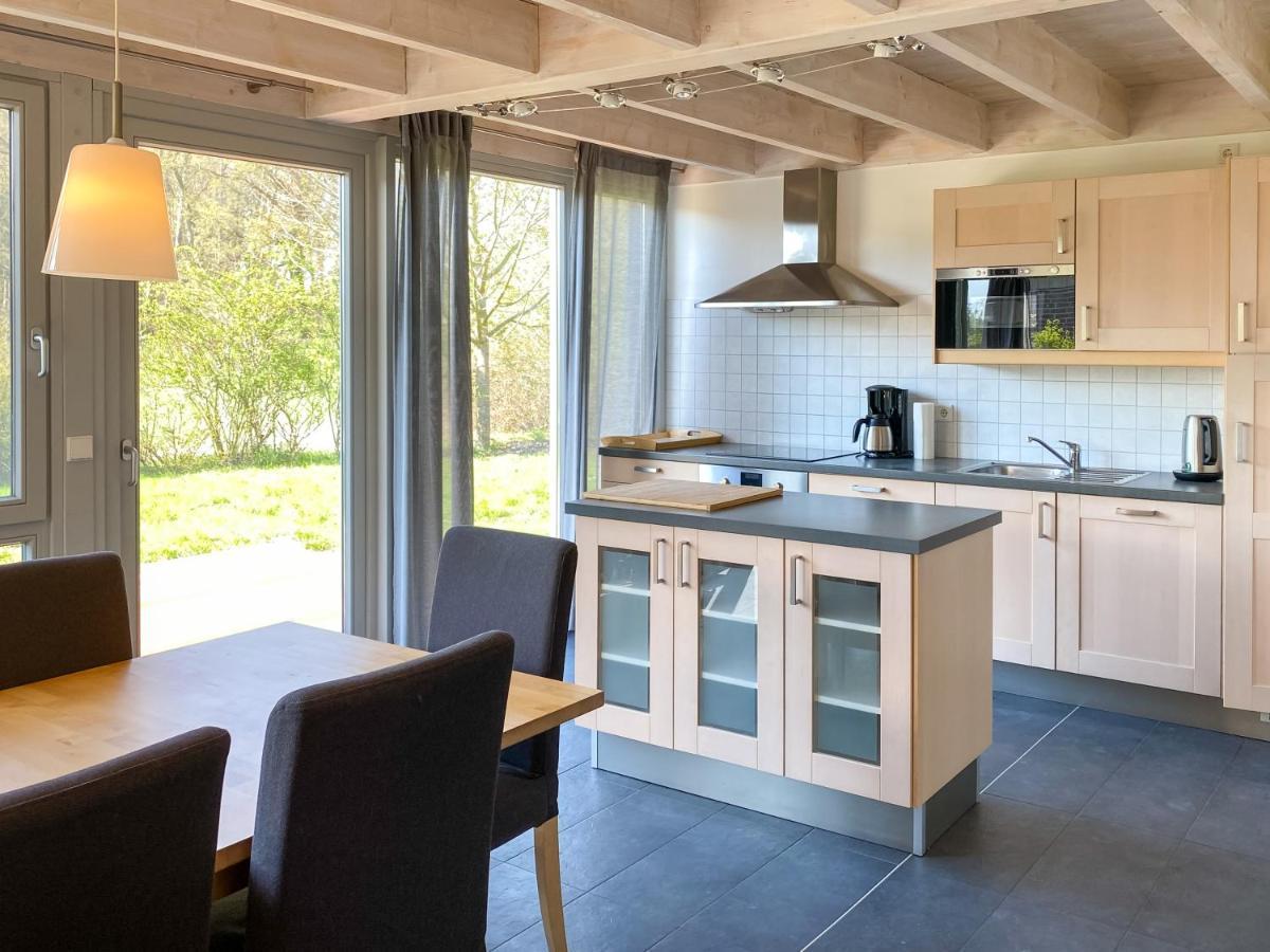 Ferienhaus Wiesengefluester W10 - Mit Sauna, Kamin Und Garten Röbel Exteriör bild